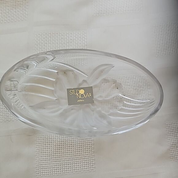 Studio Nova Japan Frosty Egg Shape Flower Tray 7"-4" - Picture 11 of 16